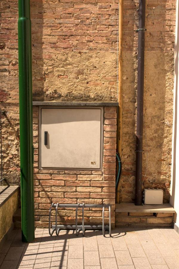 Apartamento Certosa House Siena Exterior foto